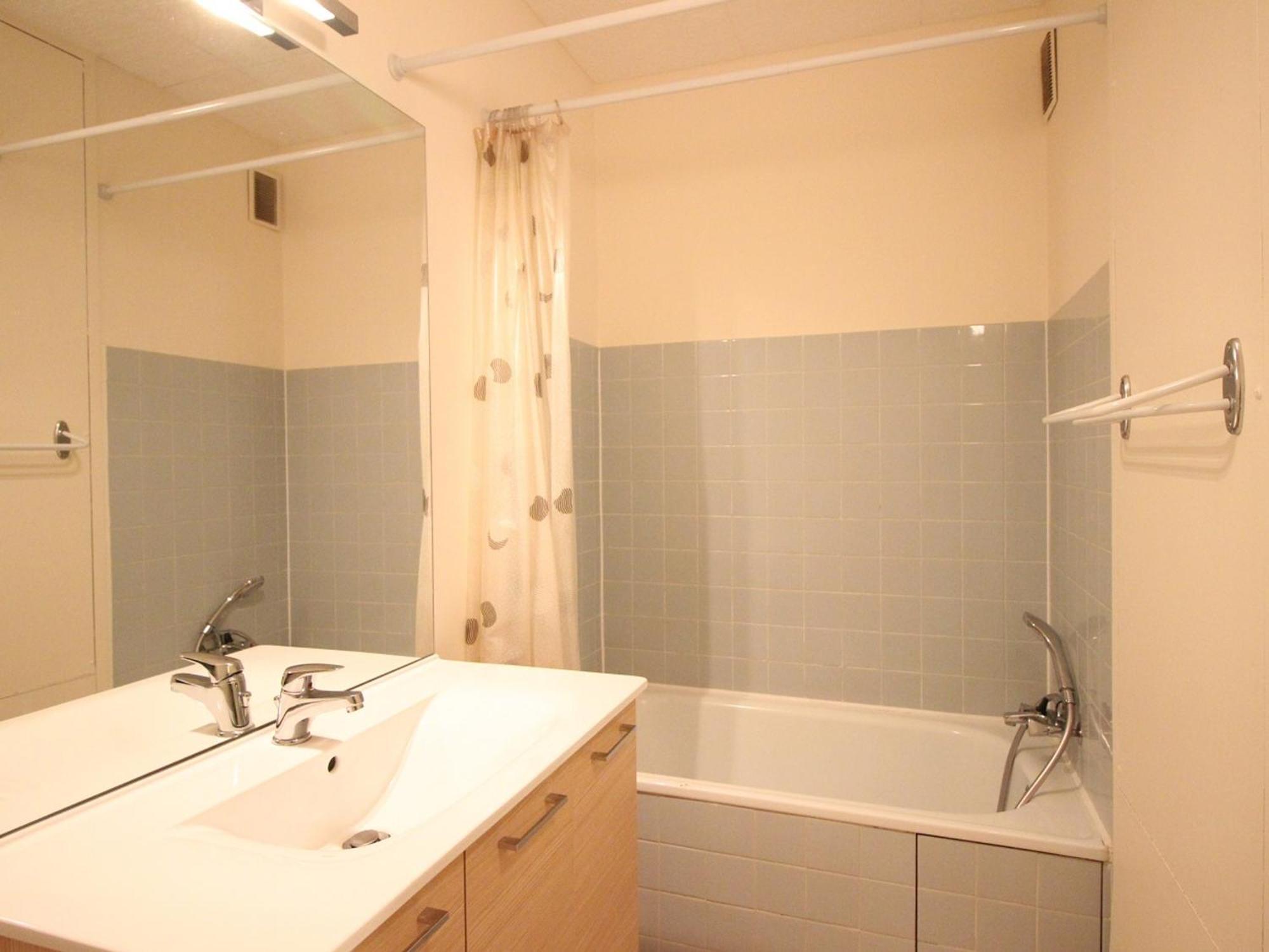 Duplex Central 90M² Avec Parking, 2 Chambres, 6 Couchages, Proche Thermes, Wifi Inclus - Fr-1-415-136 ル・モンドール エクステリア 写真